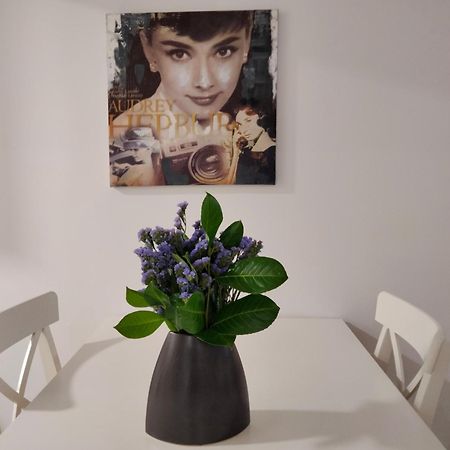 Moderno Apartamento En Zona Antigua Lägenhet Pontevedra Exteriör bild